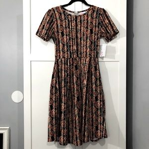 NWT LuLaRoe Amelia dress Size Small